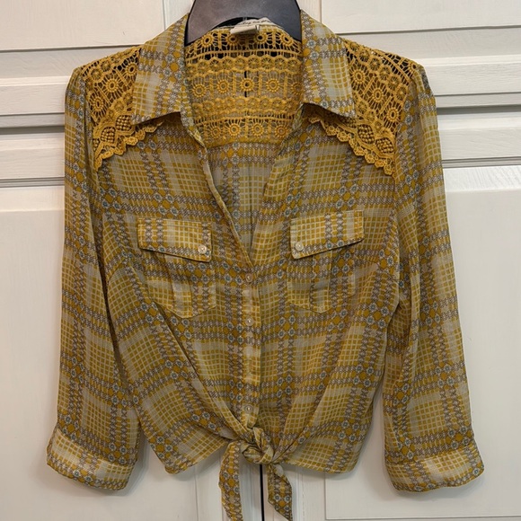 American Rag Tie Front Button Up. Size M. Bohemian. - Picture 1 of 8